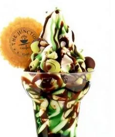 Mint Choc whippy sundae